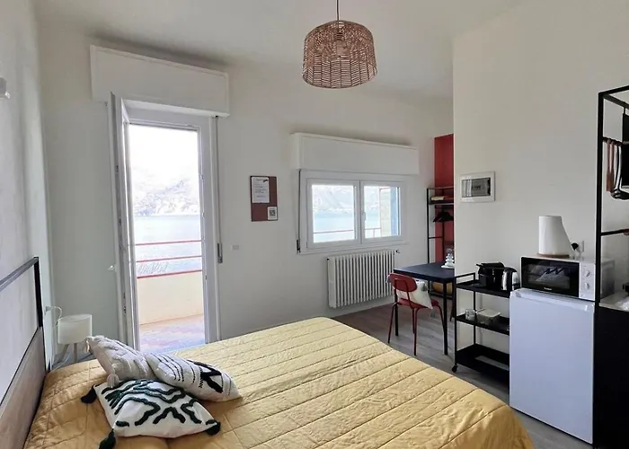 The Balcony On The 2 * Menaggio